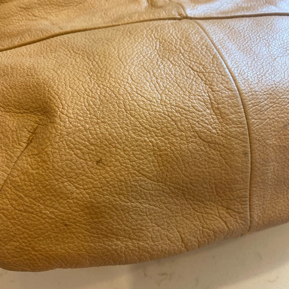 Vintage Genuine Leather Hobo Bag Tan Color Zippered Pocket Made in Mexico - Picture 2 of 8